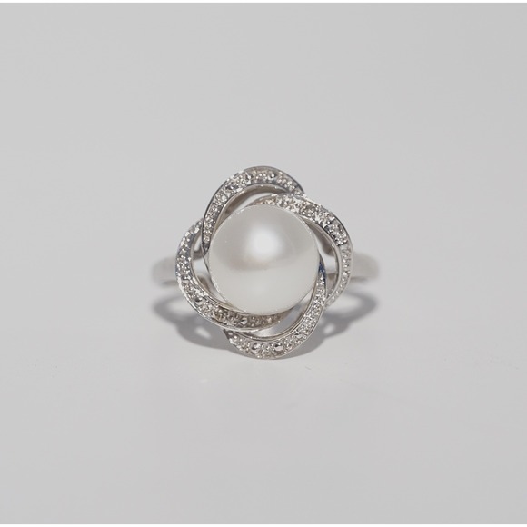 Vintage 14k Solid White Gold Natural Pearl & Bright Diamond Ring - Halo Swirl - Picture 4 of 8